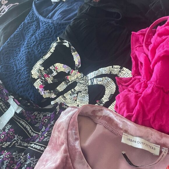 MEGA bundle women’s clothing tops sweaters camis blouses mystery reseller lot - Picture 7 of 17